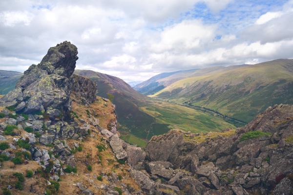 Howizter Helm Crag 