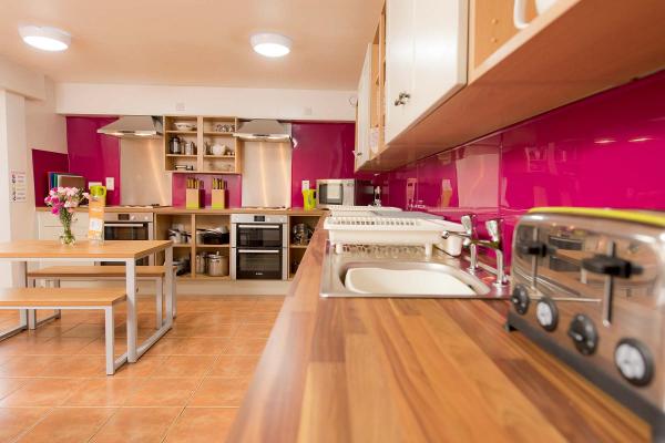 YHA Youlgreave kitchen