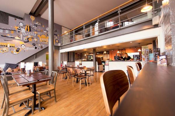 YHA Bristol dining room