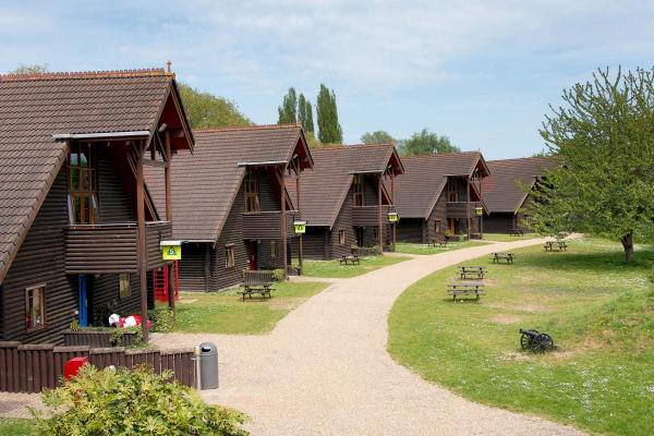 YHA London Lee Valley lodges