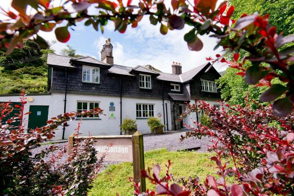 YHA Idwal Cottage exterior