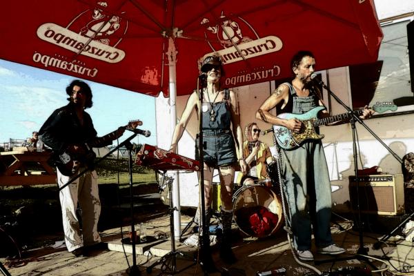 Hot Teeth band hero