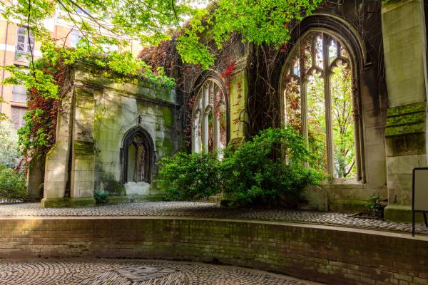 St Dunstan in the East Church Garden, London