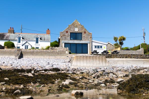 YHA Port Eynon exterior view