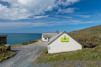 YHA Tintagel hostel YHA Tintagel exterior