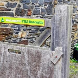 YHA Boscastle gate