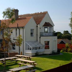 YHA Isle of Wight Totland exterior
