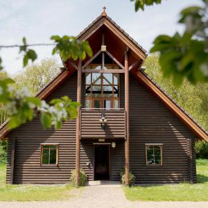 YHA London Lee Valley lodges