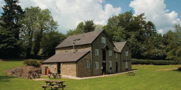 YHA Clun Mill exterior