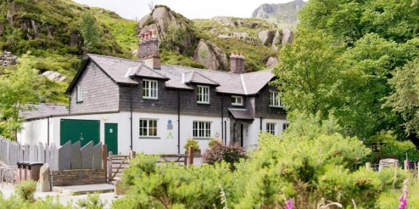 YHA Idwal Cottage exterior