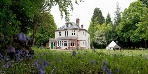 YHA New Forest exterior