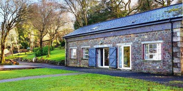 YHA Okehampton Bracken Tor Lodge exterior