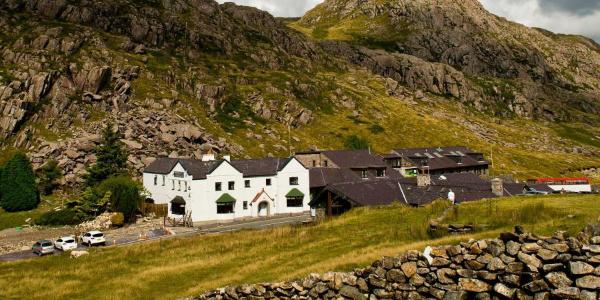 YHA Snowdon Pen-y-Pass exterior