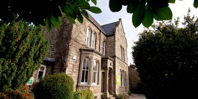 YHA Hathersage Exterior
