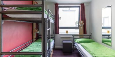 YHA London Oxford Street Bedroom