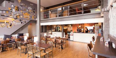 Image of YHA Bristol Reception