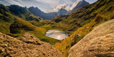 YHA Snowdon Pen-y-Pass lake