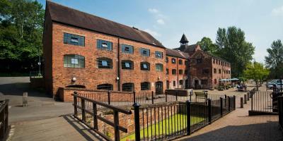 YHA Ironbridge Coalport Exterior