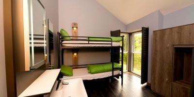 YHA Boggle Hole bedroom
