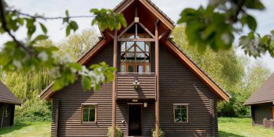 YHA London Lee Valley lodges