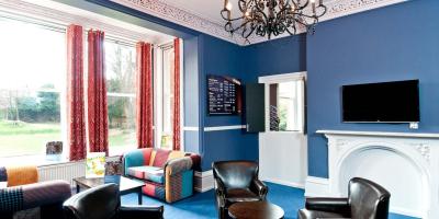 YHA Canterbury lounge