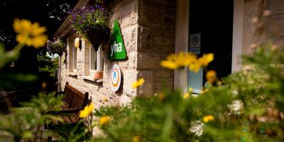 YHA Swanage bench
