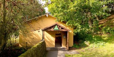 YHA Eyam secondary building YHA Eyam External
