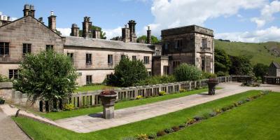 YHA Ilam Hall garden