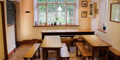 YHA Bridges dining room
