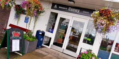 Entrance to YHA Conwy YHA Conwy entrance