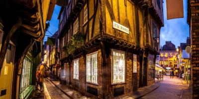 The shambles in York at night