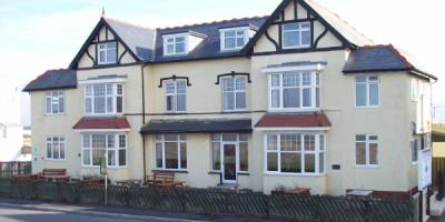 YHA Borth exterior