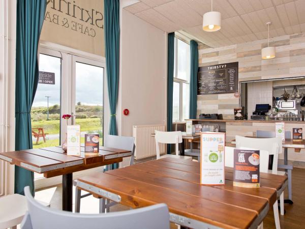 YHA Manorbier Cafe