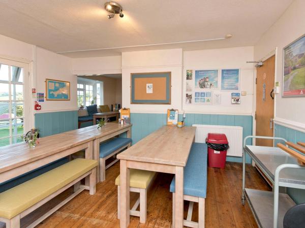 YHA Land's End dining room