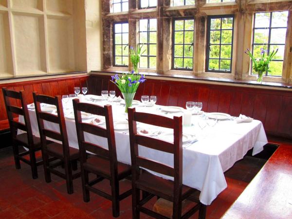 YHA Wilderhope Manor dining room