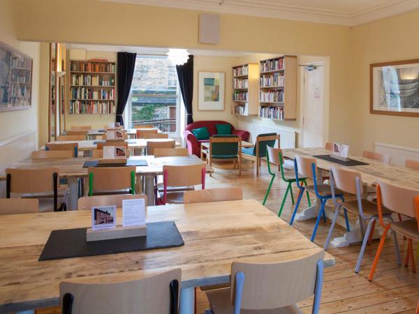 YHA Kettlewell dining room
