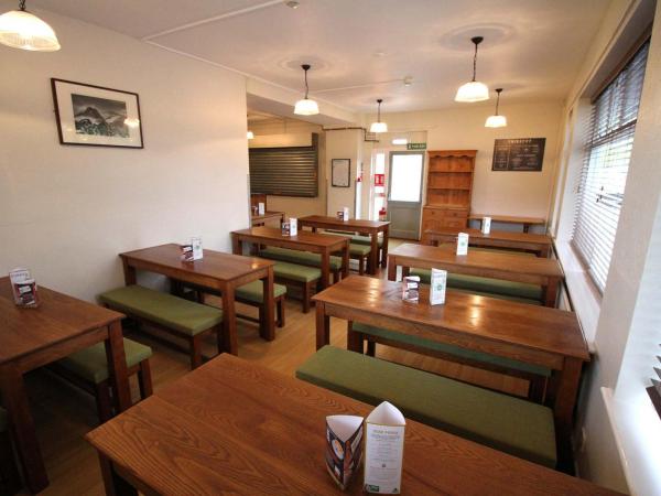 YHA Snowdon Llanberis lounge