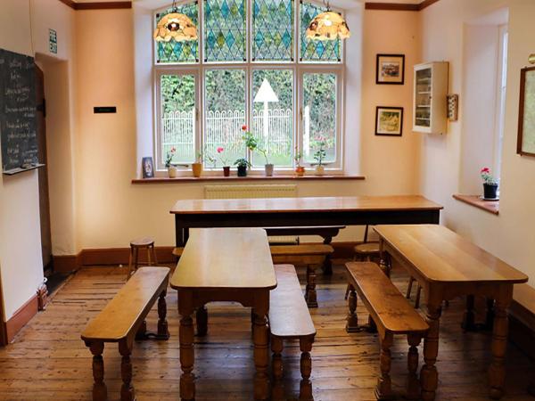 YHA Bridges dining room