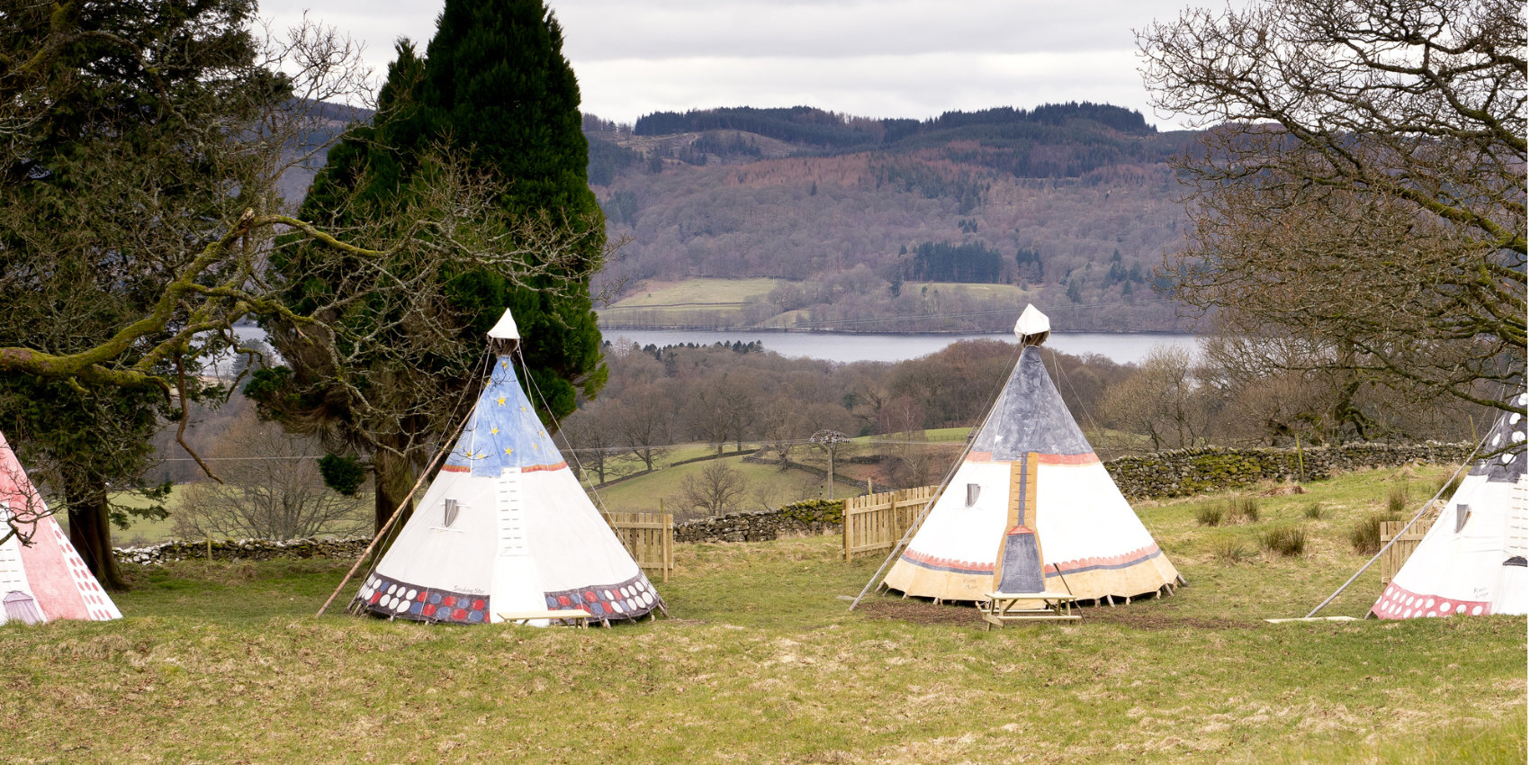 Tipis at YHA