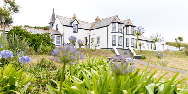 YHA Lizard Point exterior